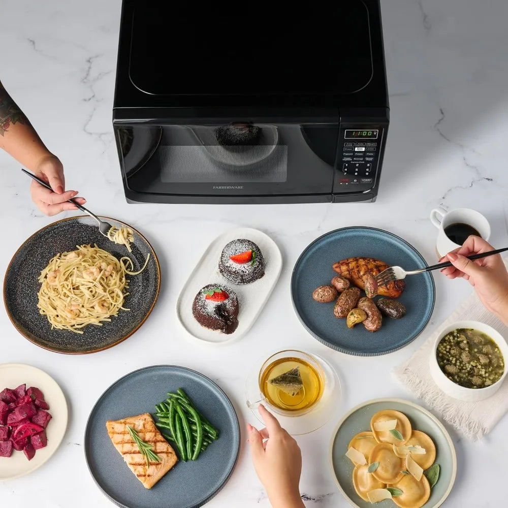 Farberware 0.7 Cu. Ft. Countertop Microwave Oven – 700 Watts Power, Auto Cook Settings Defrost, Easy Clean and Child Safety Lock