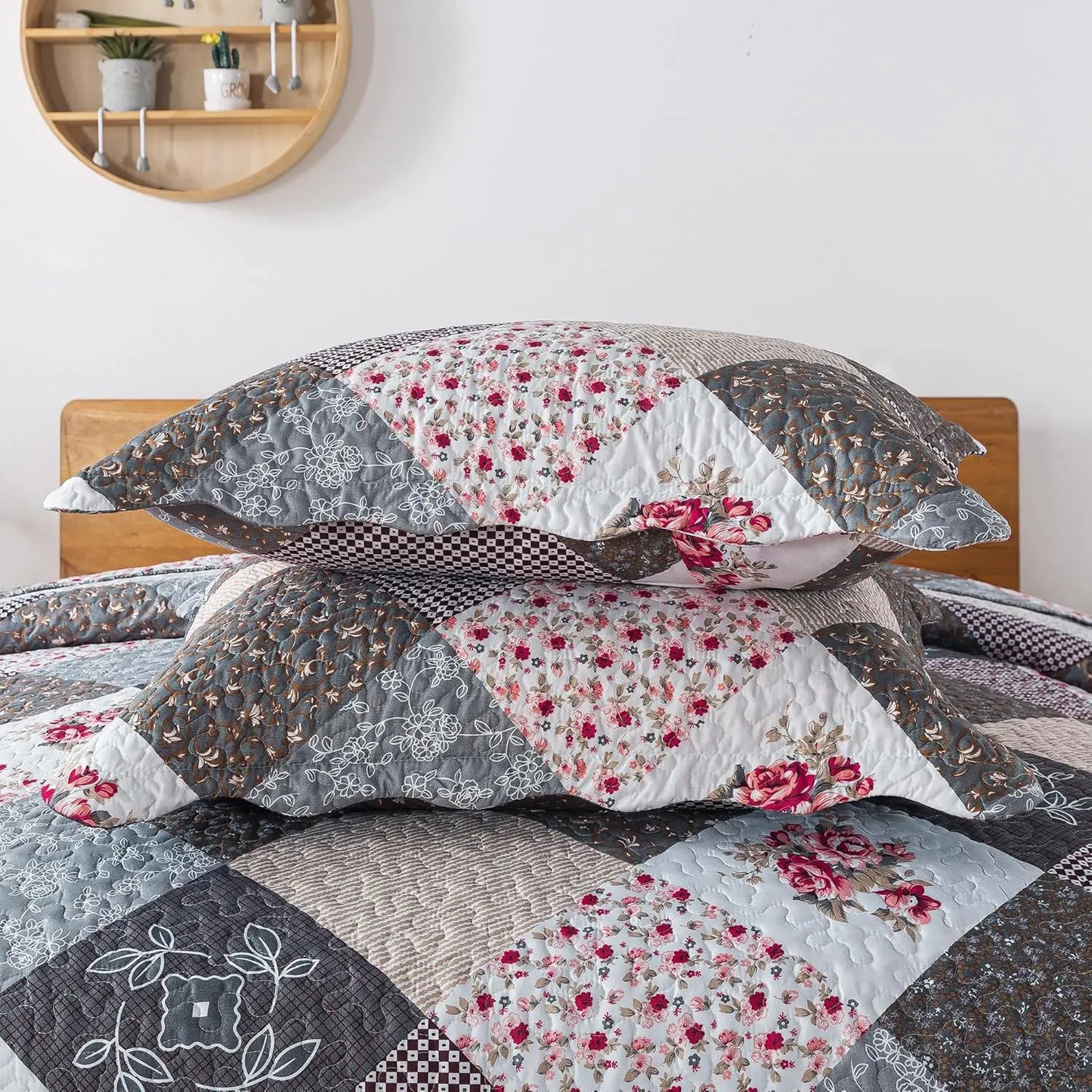 Oversized King Quilt Set 120x120-3 Pcs, All-Season Lightweight Bed Cover, Grey Reversible Design